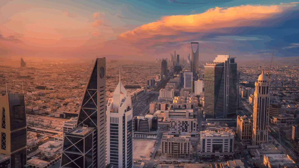 Skyline of Riyadh at sunset, symbolizing growth opportunities and challenges for White-Label Hospitality Operators in the Middle East.
